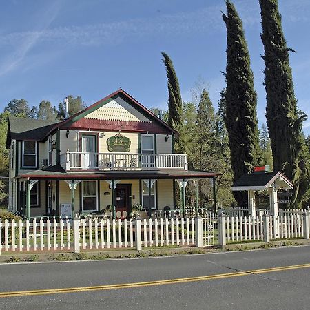 All Seasons Groveland Inn Extérieur photo
