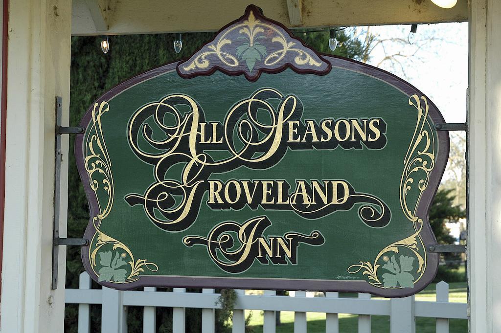 All Seasons Groveland Inn Extérieur photo